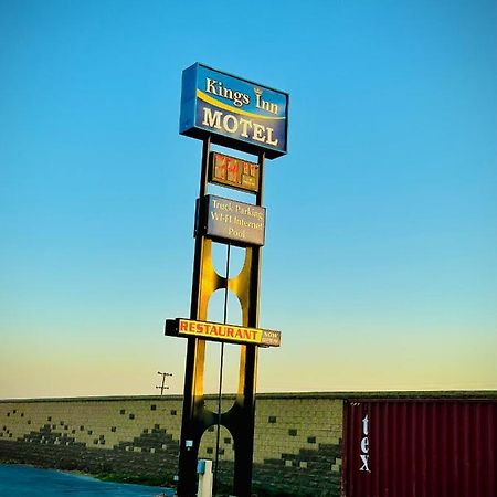 King'S Inn Motel Kingsburg Esterno foto